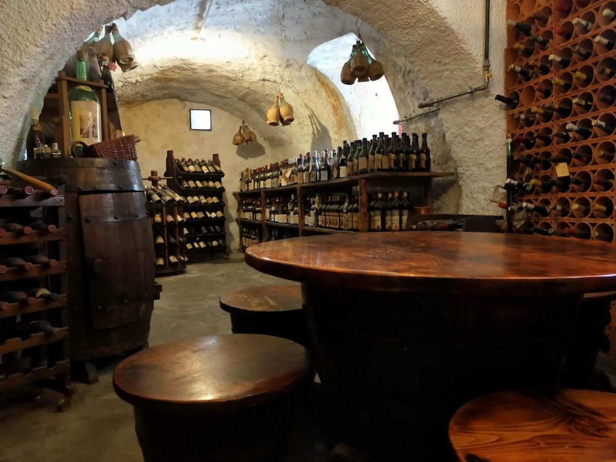 Locanda Da Tullio Capovalle Bagian luar foto